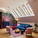 Maiselova House Апартаменты *