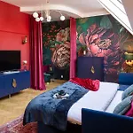 Apartment Maiselova House